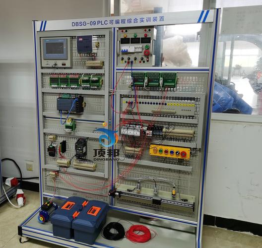 S7-200 SMART PLC綜合實(shí)訓(xùn)設(shè)備 PLC學(xué)習(xí)的工具與計(jì)算機(jī)軟硬件及輔助設(shè)備的融合